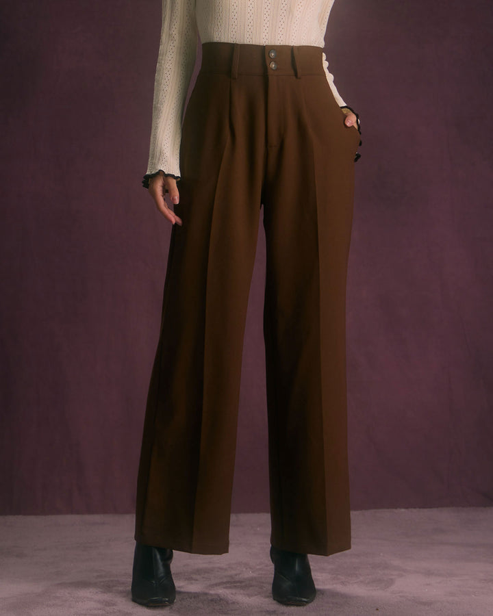 SALE | Pants with slanted pockets and a button for coffee - style and comfort in one look