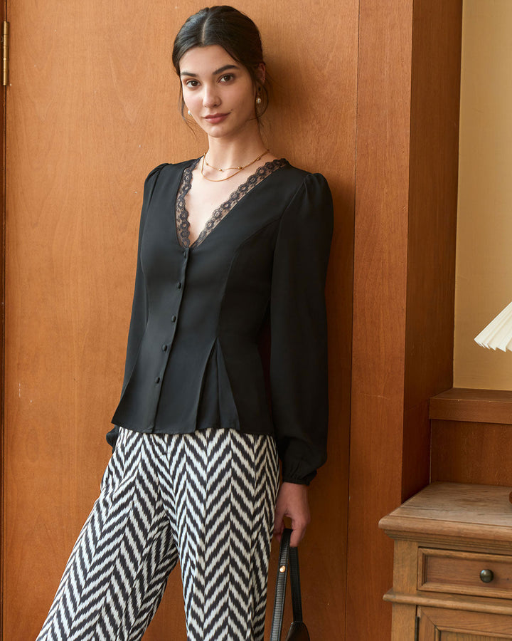 SALE | Black lace V-neck blouse with elegant buttons