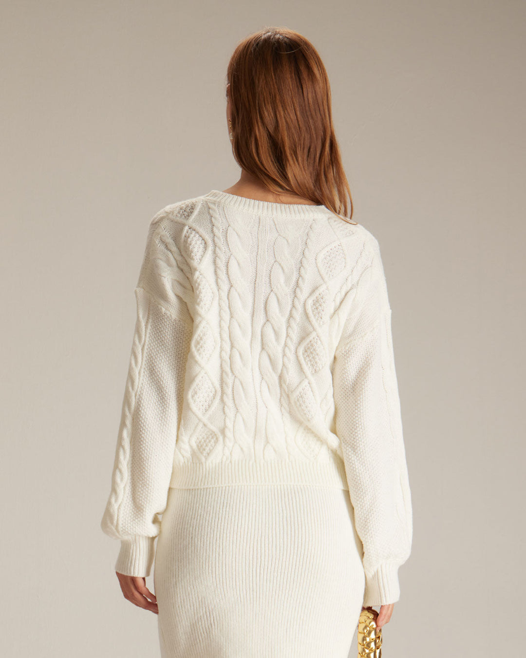 SALE | Beige crew neck pullover in ribbed and twisted knit for a cozy and trendy style