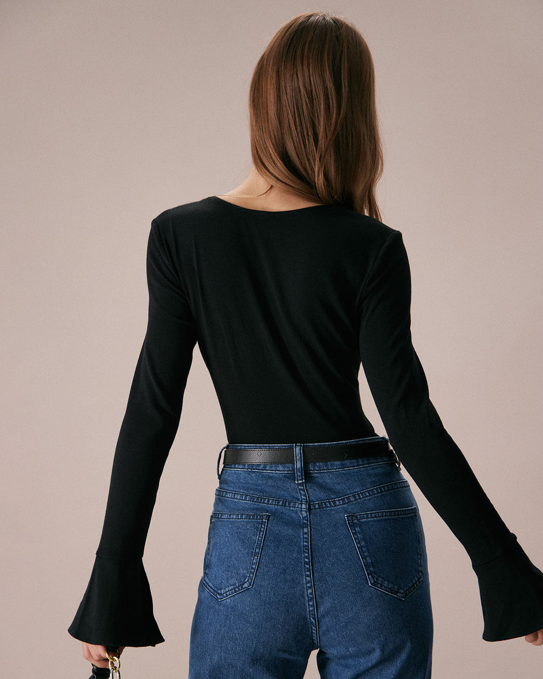 SALE | Black square-neck T-shirt with wide flared sleeves and slits