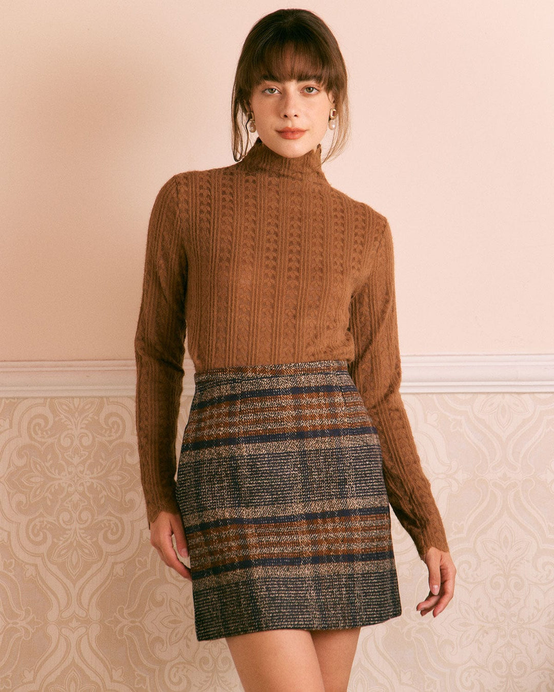 SALE | Striped mini skirt in natural brown tone fitted