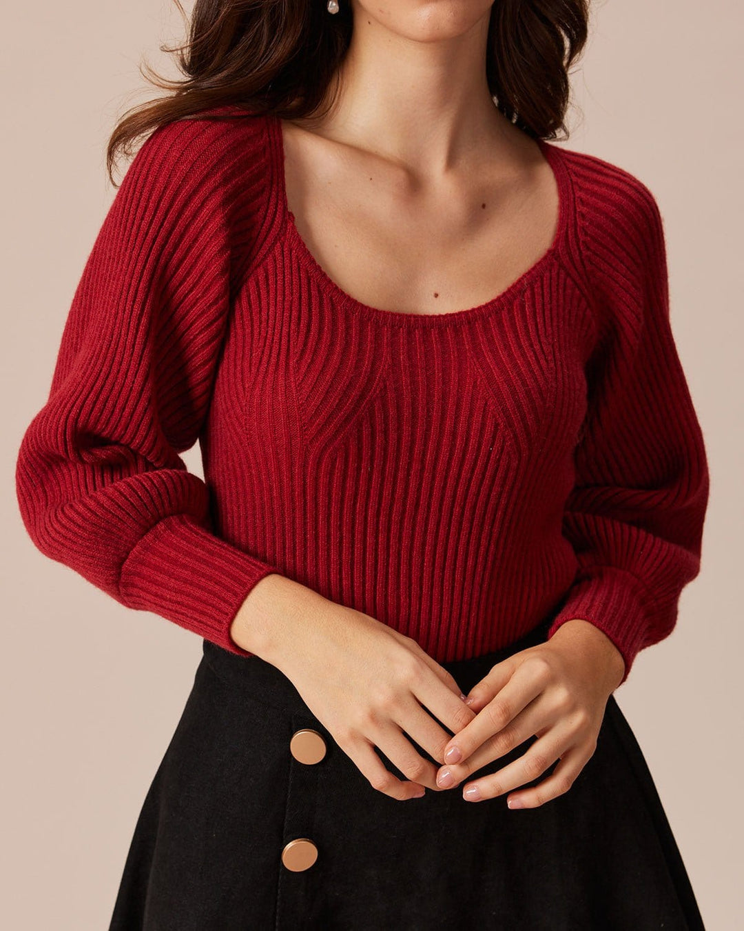 SALE | Red scoop-neck sweatshirt with lantern sleeves for a stylish and warm look