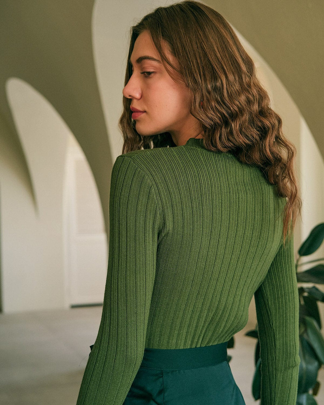 SALE | Ribbed knitted turtleneck sweater for a cozy and stylish look