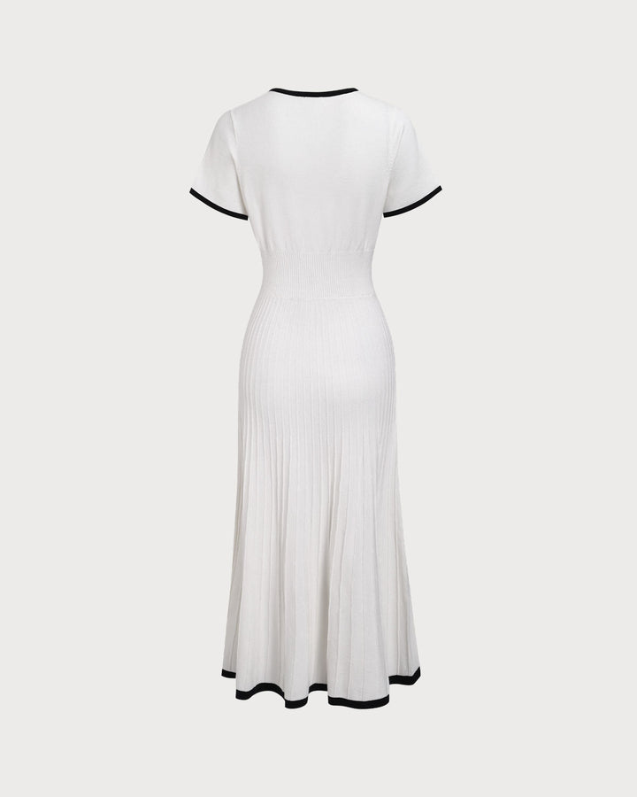 SALE | Elegant White Contrasting Women's Sweater Midi Dress for a Chic and Cozy Look