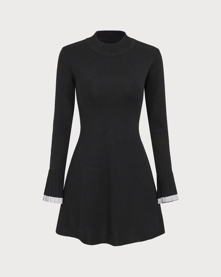SALE | Short sweater dress with long sleeves and contrasting details for a trendy look