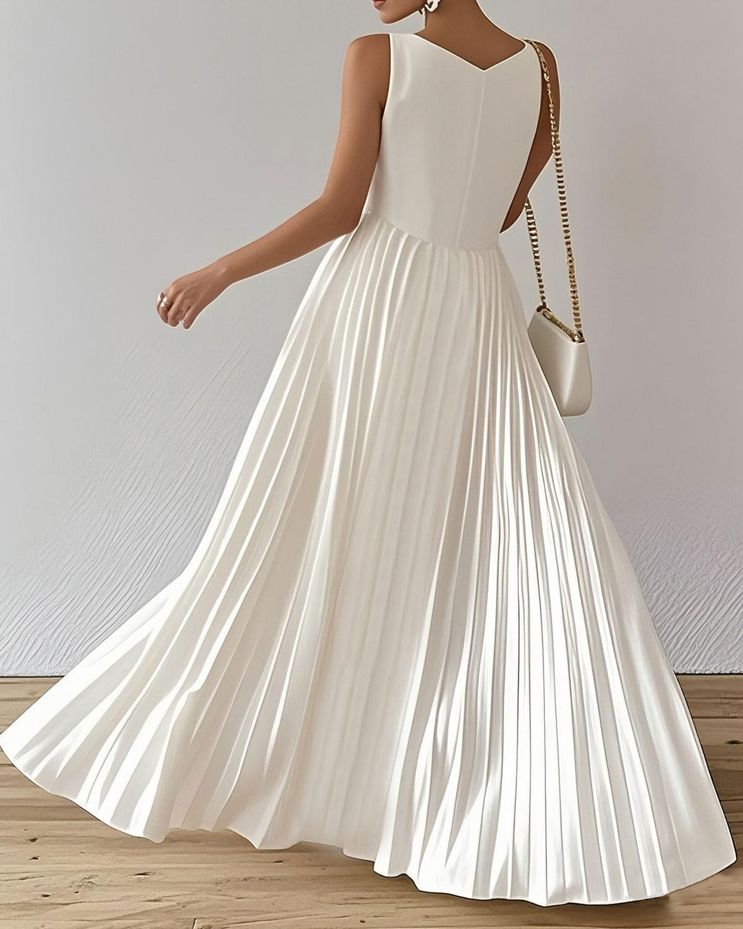 SALE | White V Neck Sleeveless Maxi Dress
