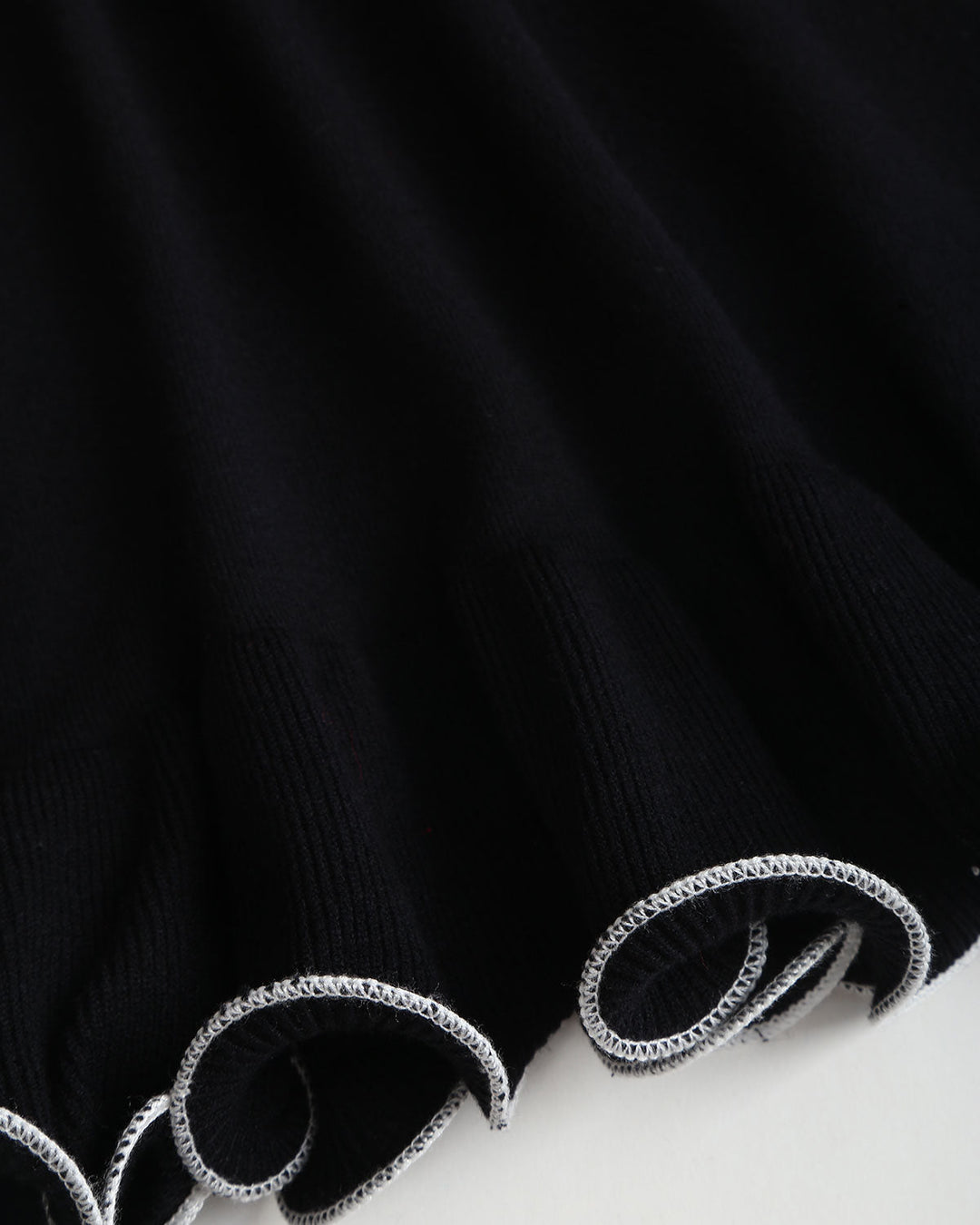 SALE | Black Contrasting Bell Sleeve Sweater Dress