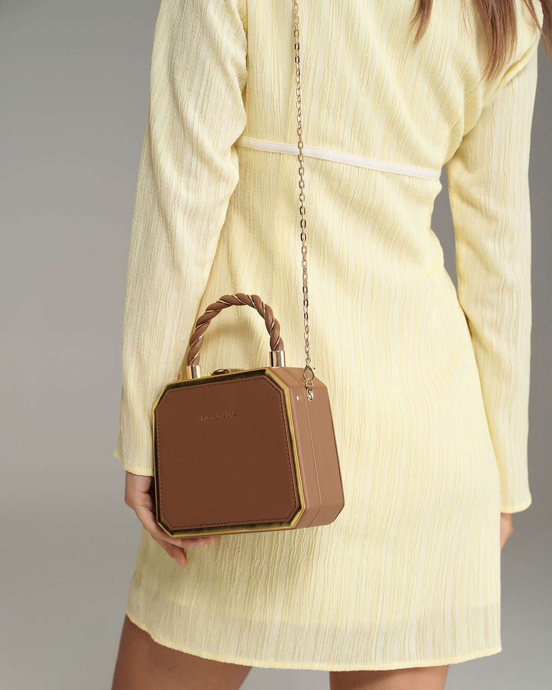 SALE | Brown Retro Bags