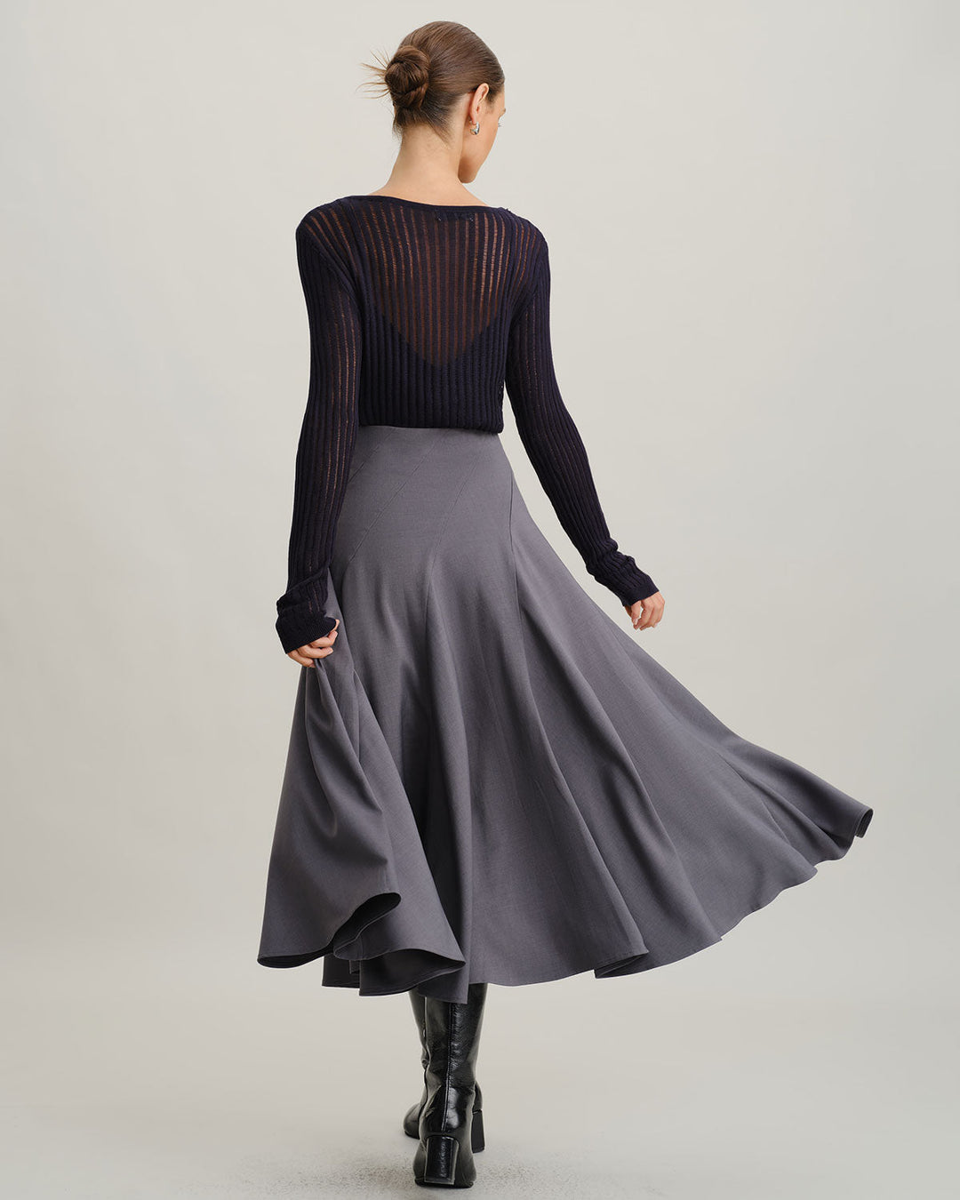 SALE | Elegant high-waisted gray midi pleated skirt